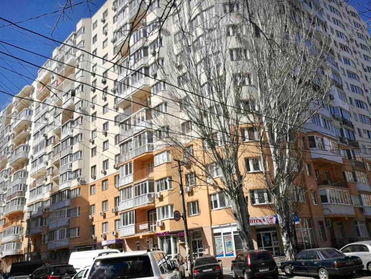 Apartments & Vernissage On Kostandi Odessa Luaran gambar